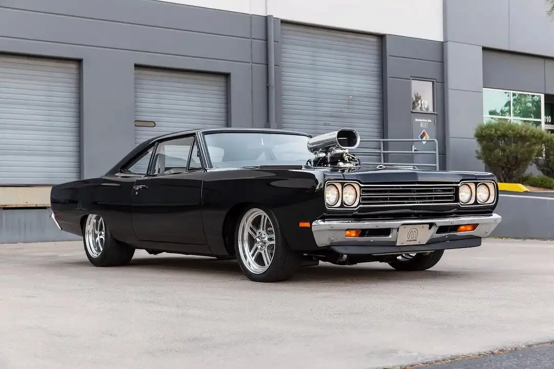 800 hp plymouth road runner front quarter