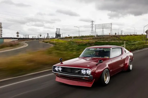RB26 swapped Nissan Skyline 2000 GT-X front